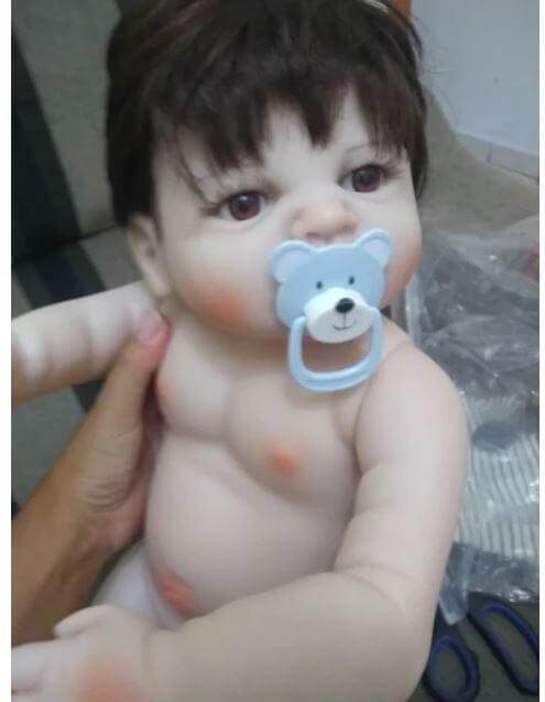 Bebê Lucas de Macacão (Bebe Reborn Menino de Silicone) – Bebe Reborn  Original