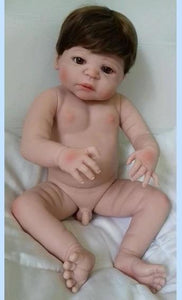 Bebê Lucas de Macacão (Bebe Reborn Menino de Silicone) - Bebe Reborn Original